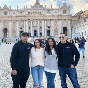 Meet your Posher, Mila